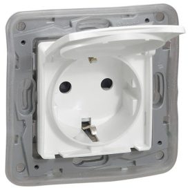 Niloé csapfedeles dugalj, IP44